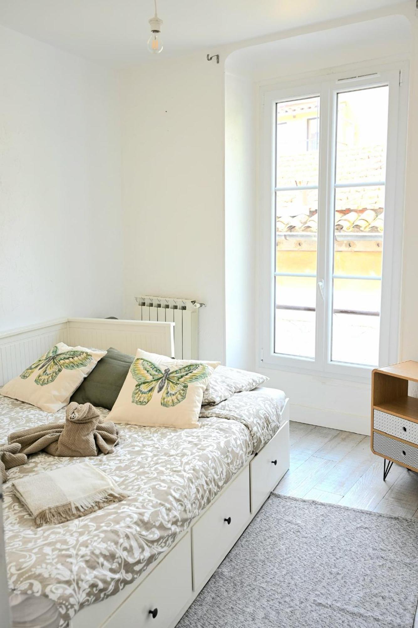 The Seaside Serenity - Calm & Charming Bay View Flat - Heart Of Villefranche Ngoại thất bức ảnh